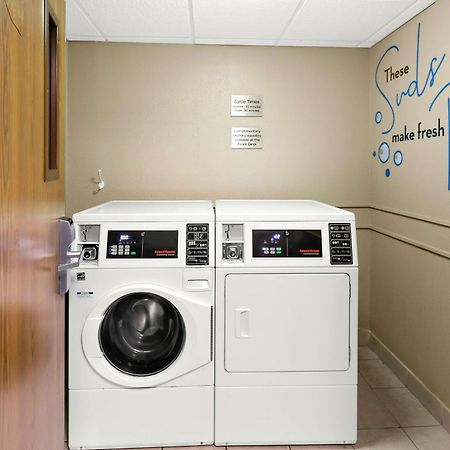 Sonesta Select Greenbelt College Park Bagian luar foto