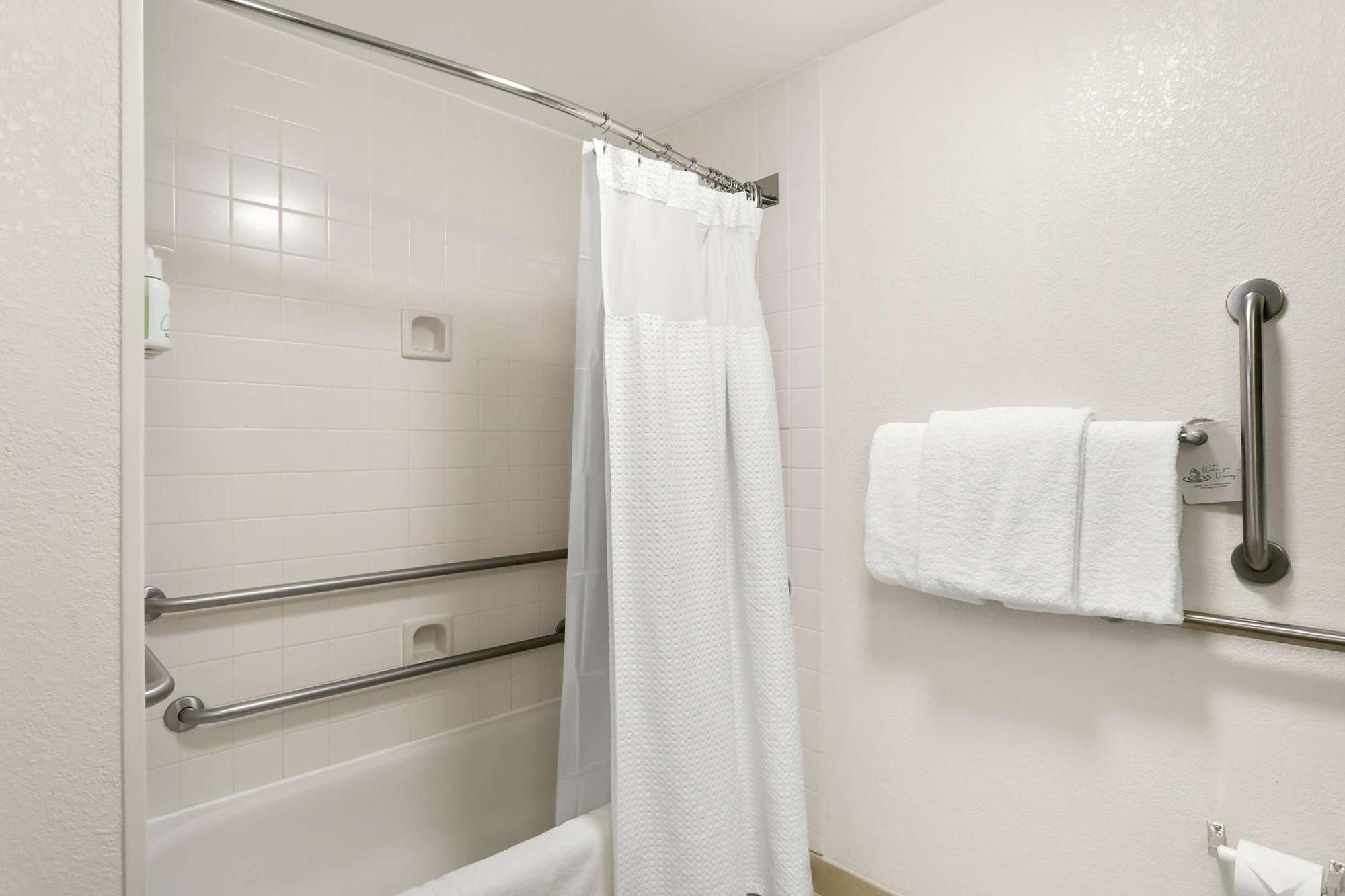 Sonesta Select Greenbelt College Park Bagian luar foto