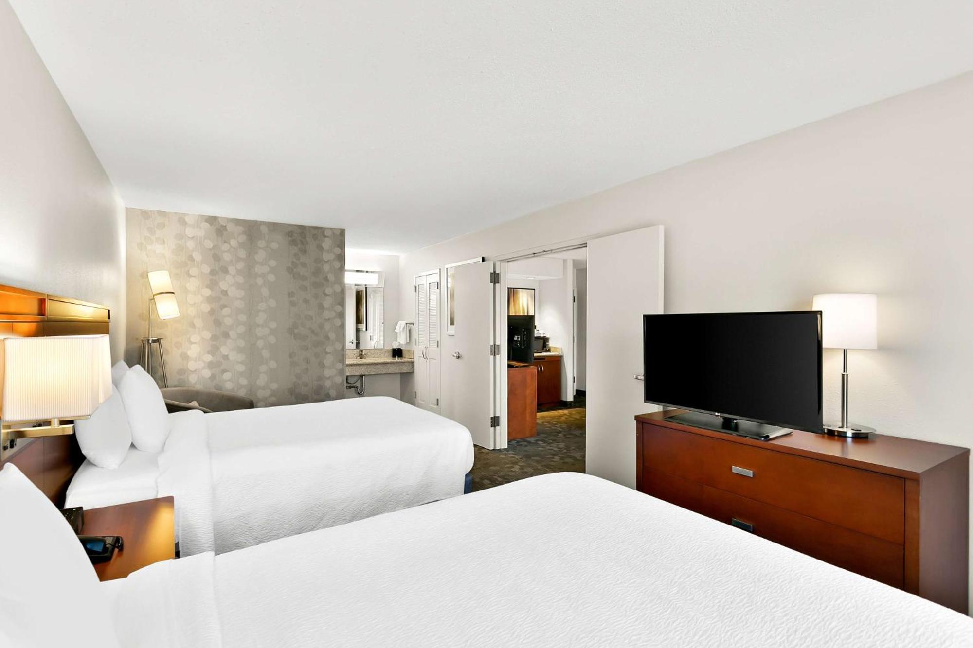 Sonesta Select Greenbelt College Park Bagian luar foto