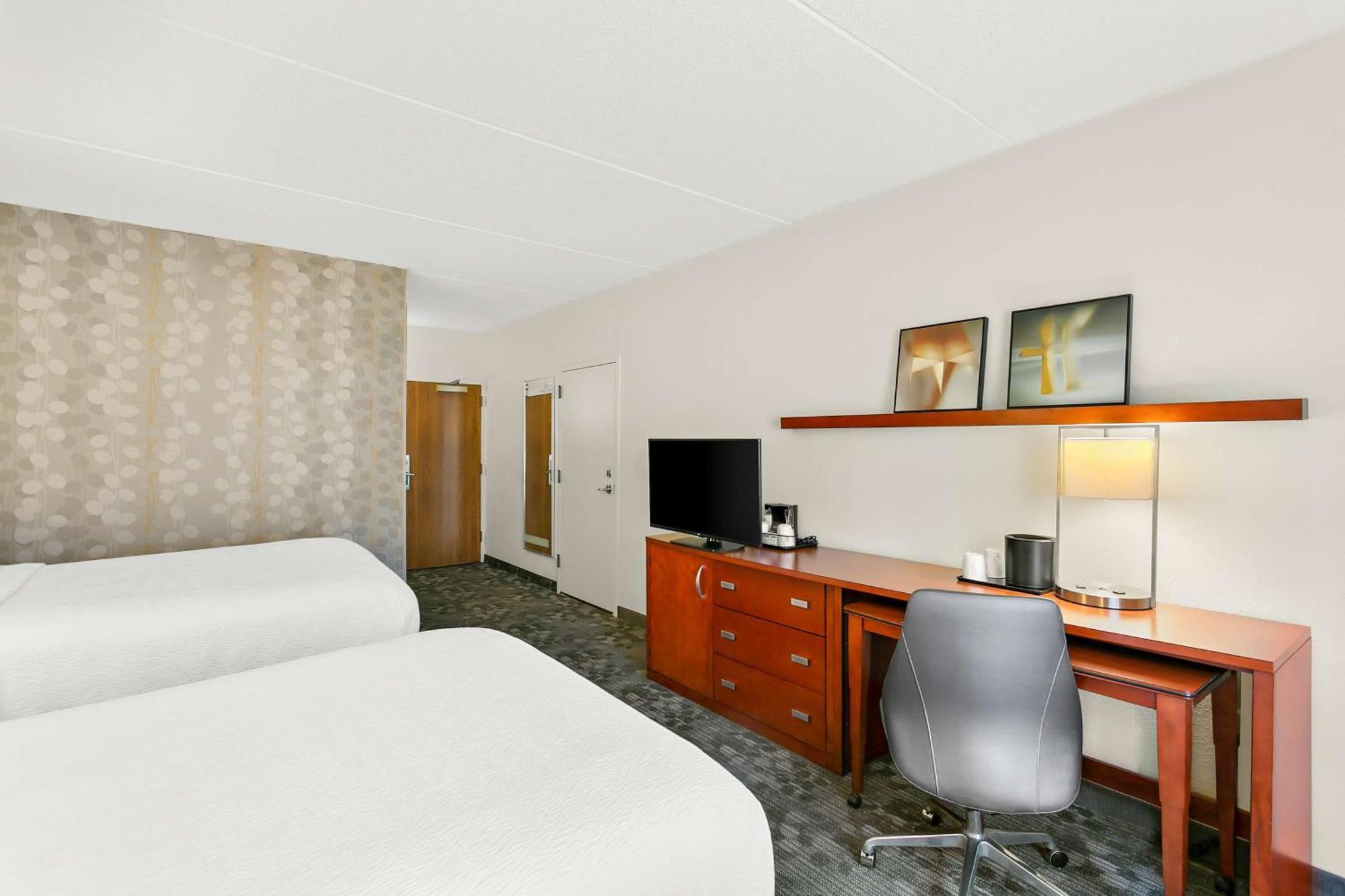 Sonesta Select Greenbelt College Park Bagian luar foto