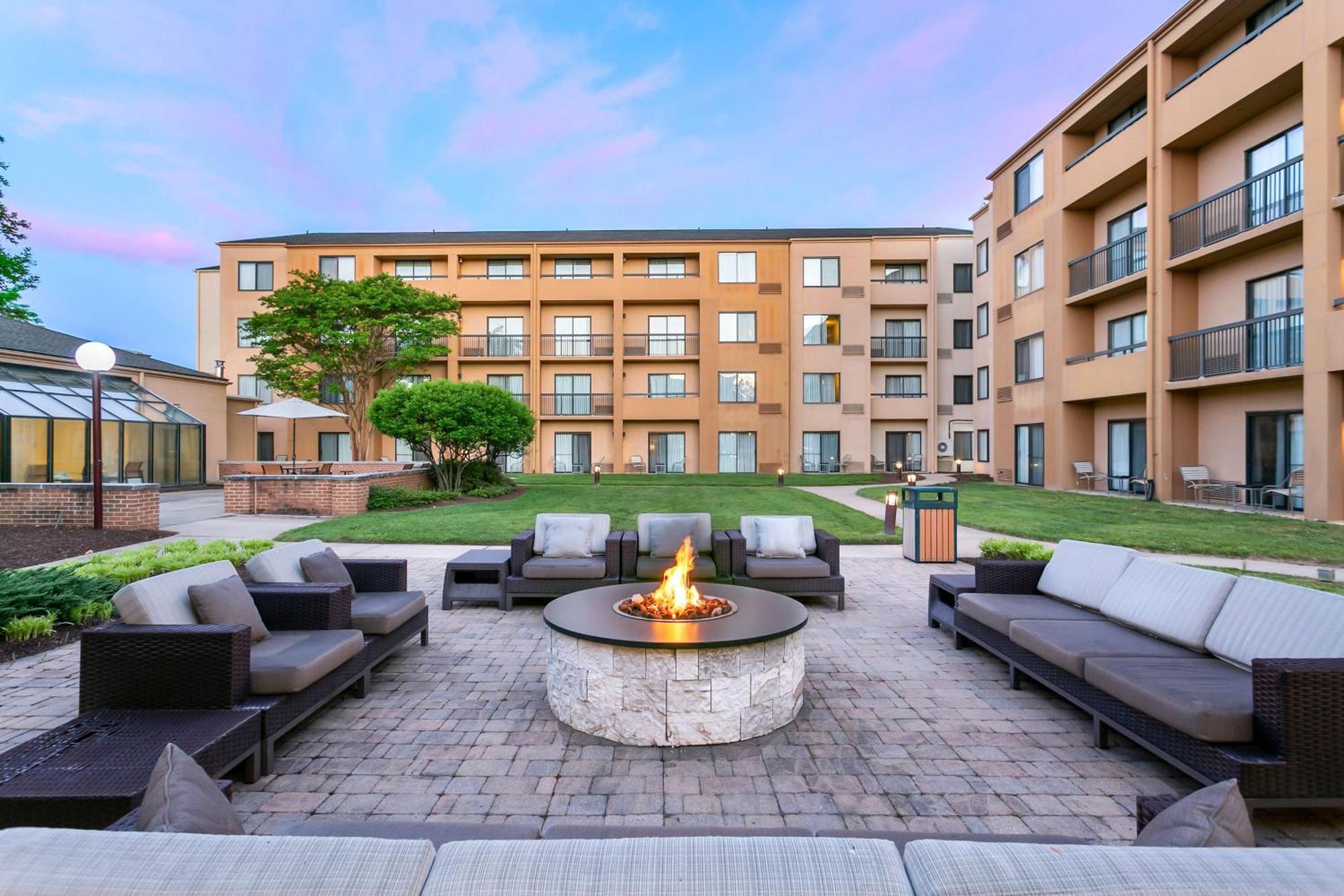 Sonesta Select Greenbelt College Park Bagian luar foto